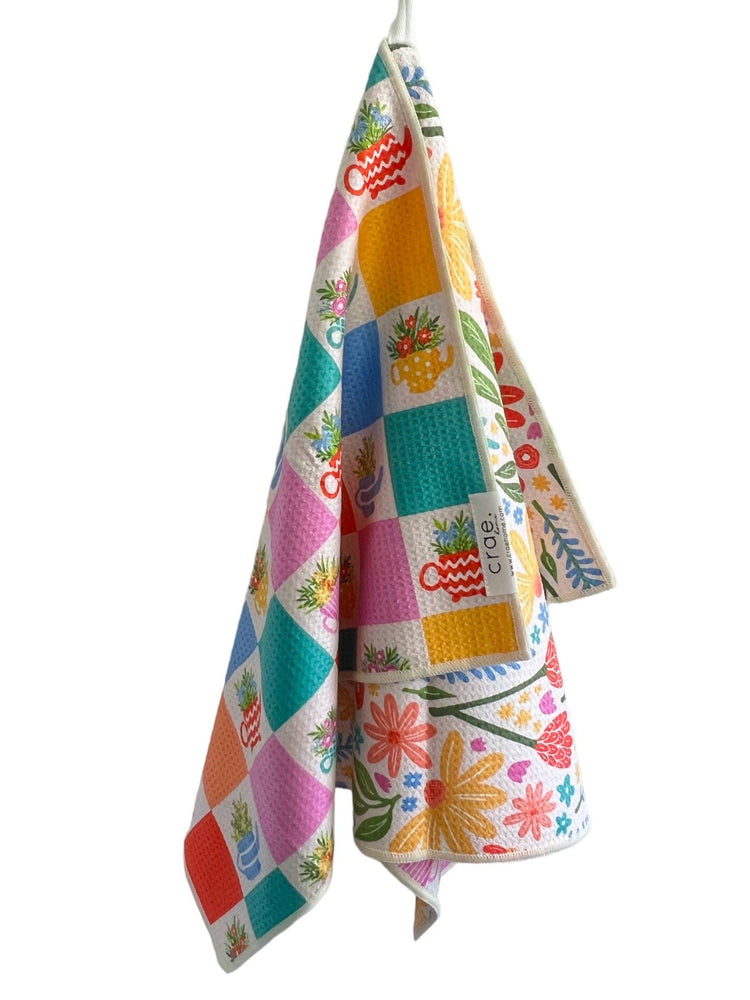 Tea Garden: Reversible Hand Towel: Cream/Multi / 19x29in / Hand Towel