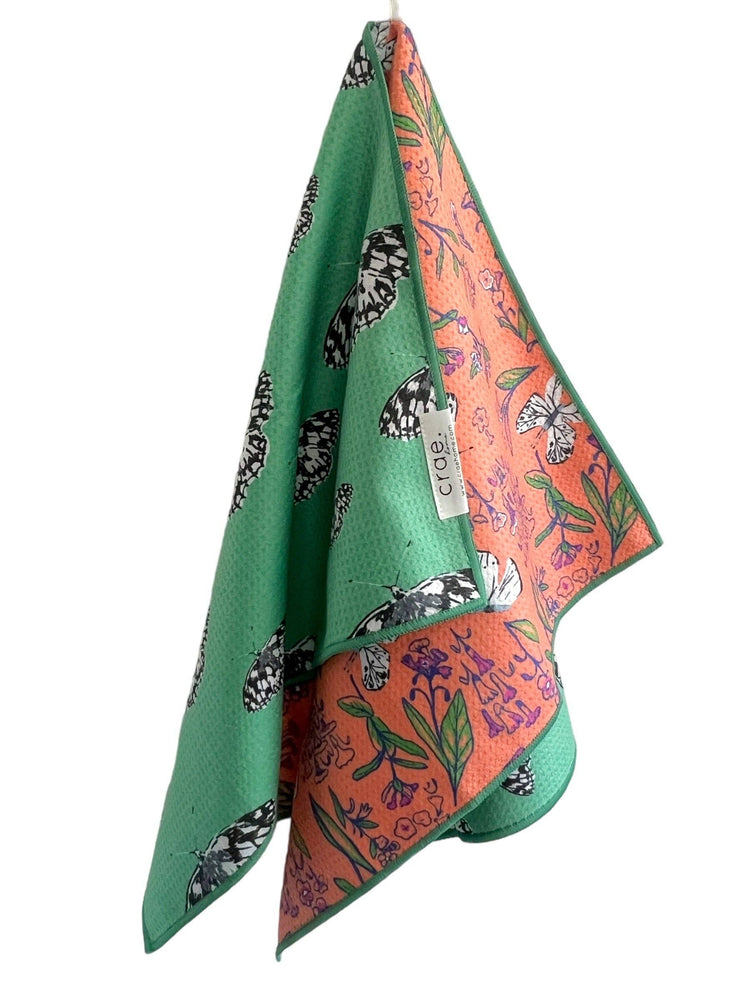 Papillon: Reversible Washcloth: Green/Orange / 12x12 in