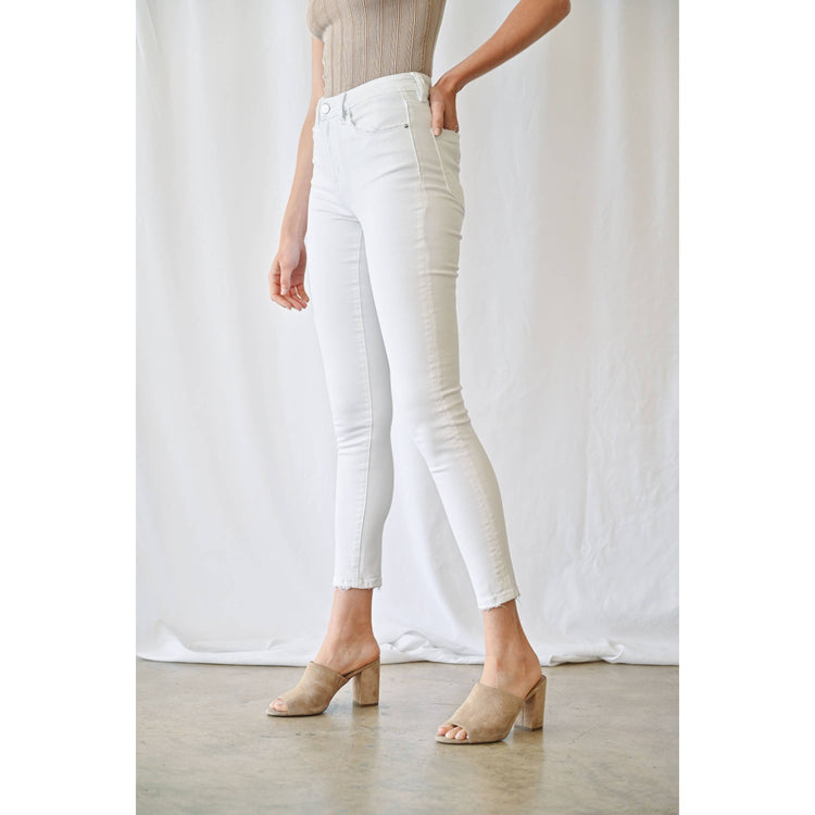 COCONUT WHITE HIGH RISE ANKLE SKINNY: COCONUT WHITE