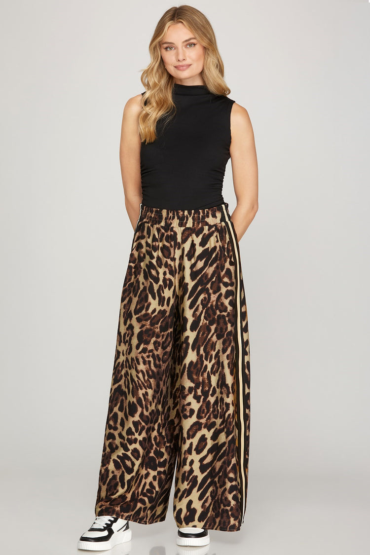 WIDE LEG LEOPARD PRINT WOVEN PANTS WITH ELASTIC WAIST BAND AND POCKETS
