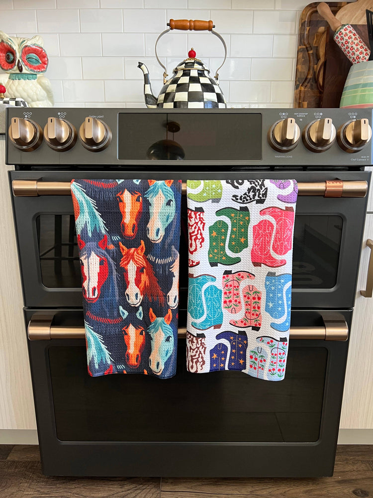 HoeDown: Double-Sided Hand Towel: White / 17x27 in / Hand Towel