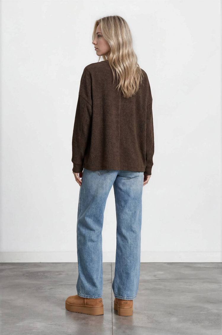 OVERSIZED LONG SLEEVE TEXTURED KNIT TOP