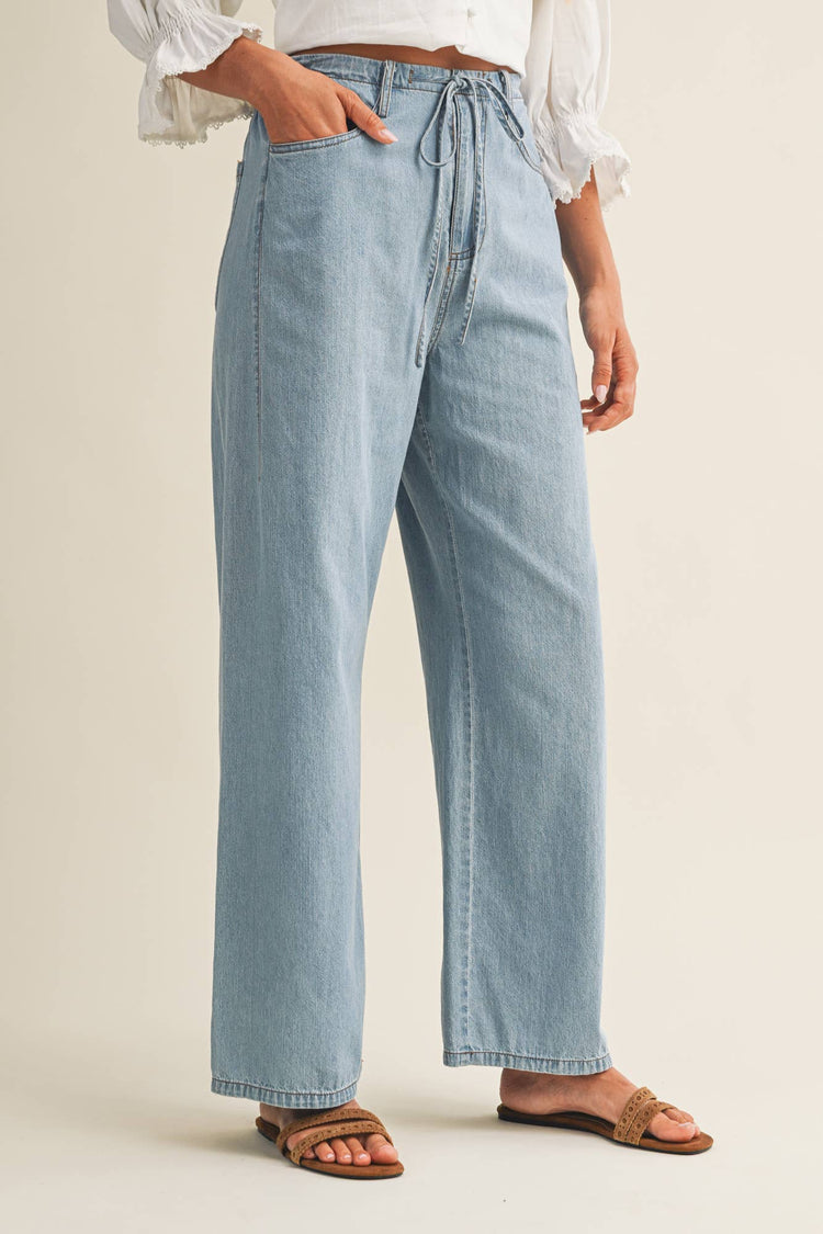 RELAXED DENIM PANTS WITH DRAWSTRING WAIST: WASHED DENIM