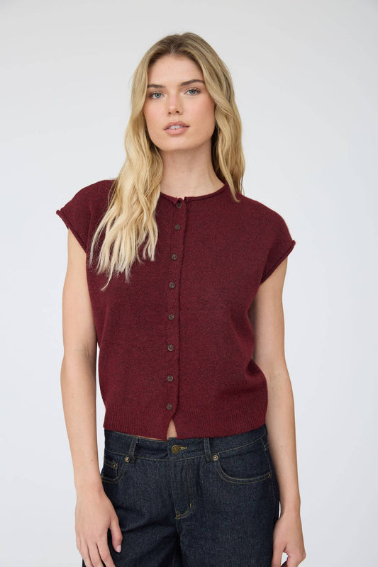 RAW EDGE SLEEVELESS LIGHTWEIGHT CARDIGAN