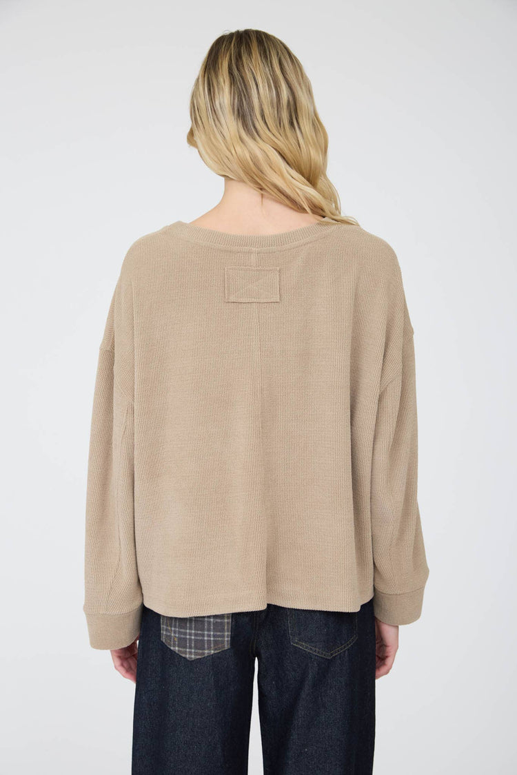 OVERSIZED LONG SLEEVE TEXTURED KNIT TOP