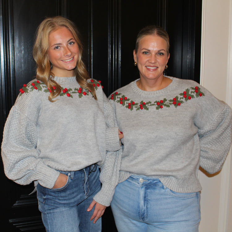 Holly Wreath Patterned Balloon Sleeve Sweater