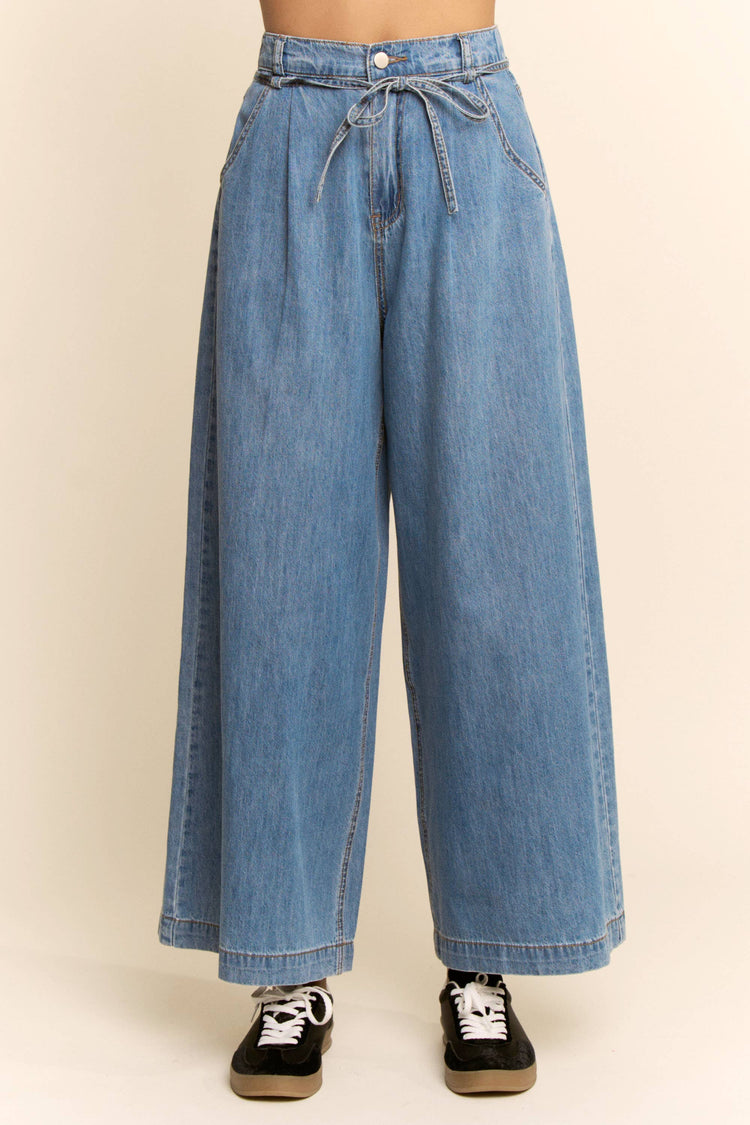 HIGH WAISTED WIDE LEG DENIM PANTS SELF TIE BELT: BLUE DENIM