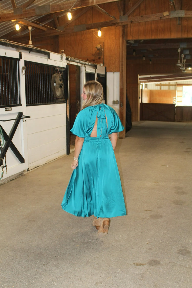 Solid woven midi dress