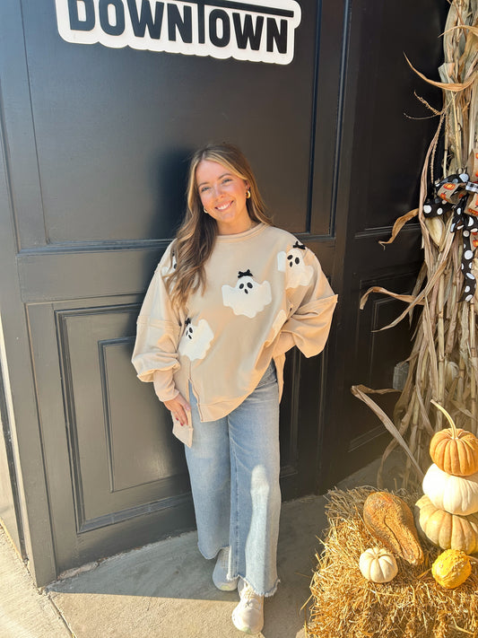 Ghosty Crewneck with seam detail