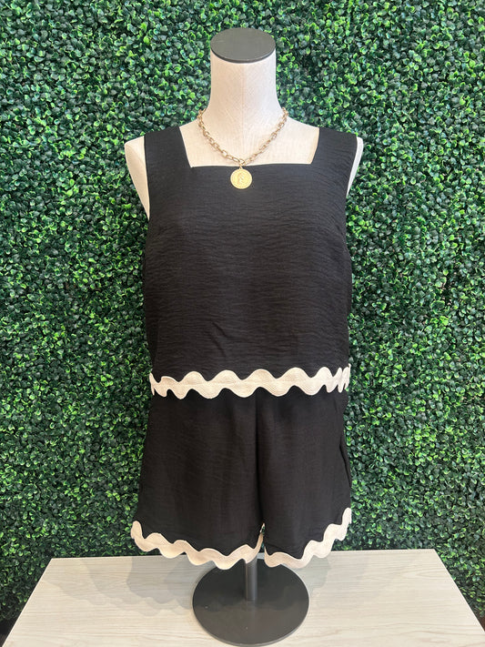 Black Scalloped Short Tank Set