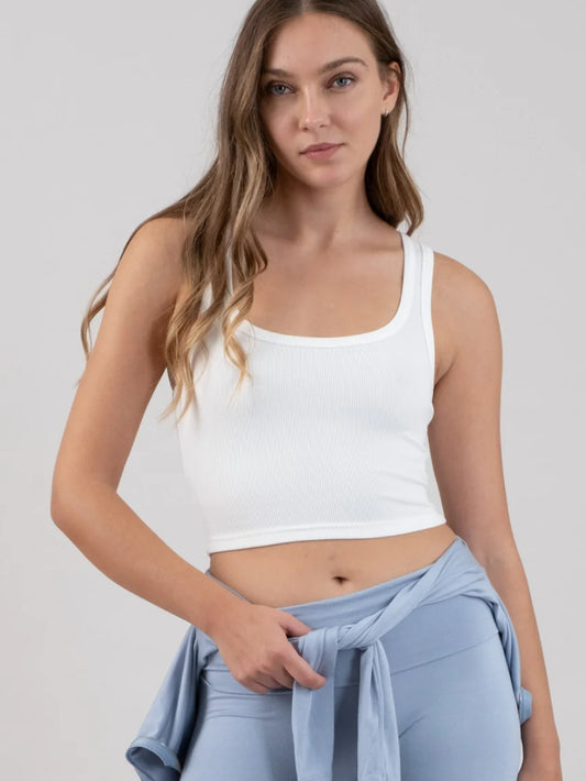 SCOOP NECK SLEEVELESS CROPPED KNIT TANK TOP