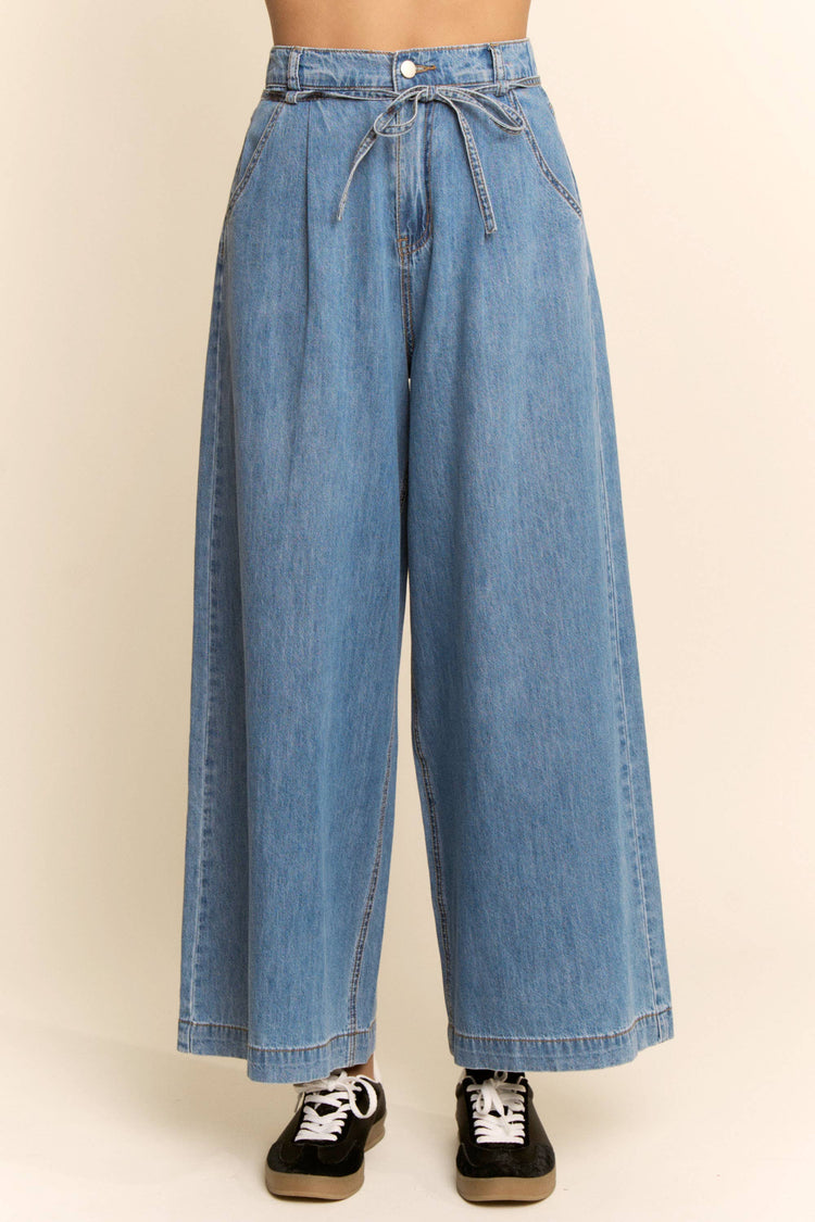 HIGH WAISTED WIDE LEG DENIM PANTS SELF TIE BELT: BLUE DENIM