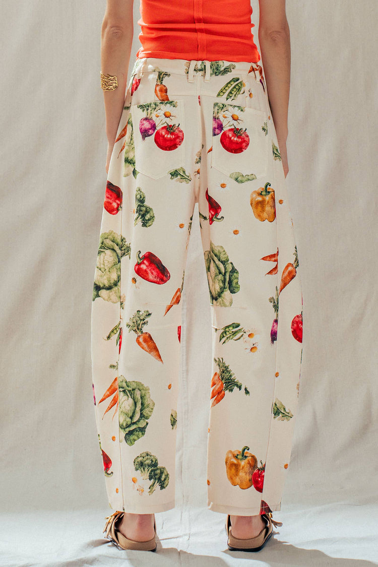 Vegetable Garden Print Barrel Leg Pants